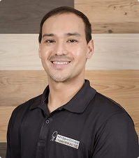 Dr. Miguel Carlos Flores